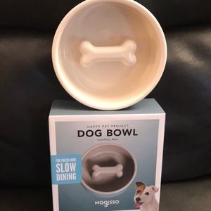 “DOG LOVERS”  Beautiful Ceramic bowls being sold together for $25.